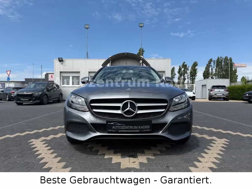 Mercedes-Benz C 180 CGI T*1.Hand*AHK*Navi*Tempomat*SitzHeizung 06/2017-photo-0