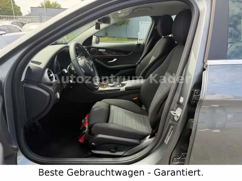 Mercedes-Benz C 180 CGI T*1.Hand*AHK*Navi*Tempomat*SitzHeizung 06/2017-photo-11
