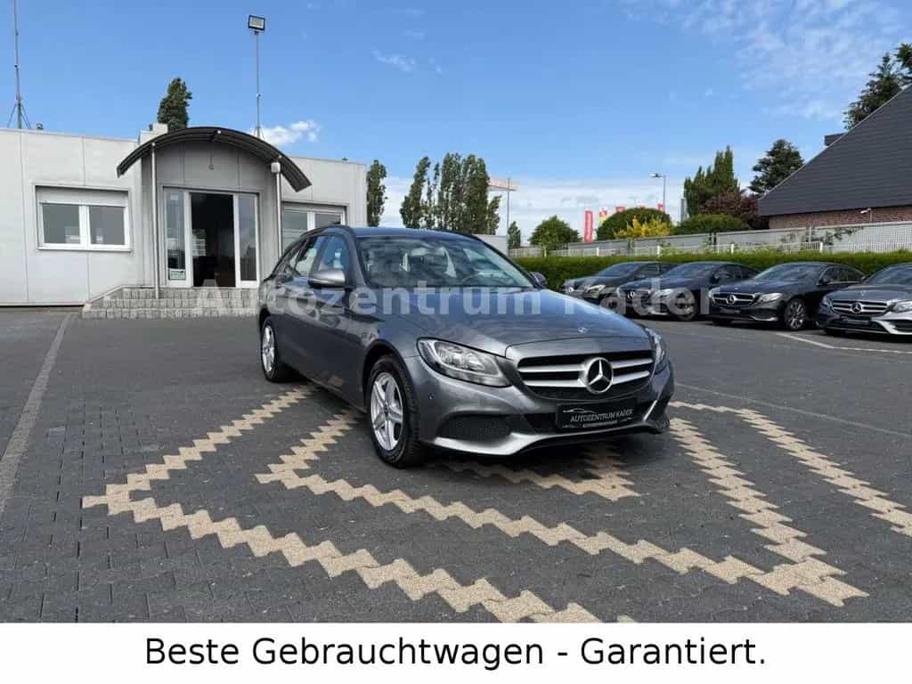 Mercedes-Benz C 180 CGI T*1.Hand*AHK*Navi*Tempomat*SitzHeizung 06/2017-photo-8