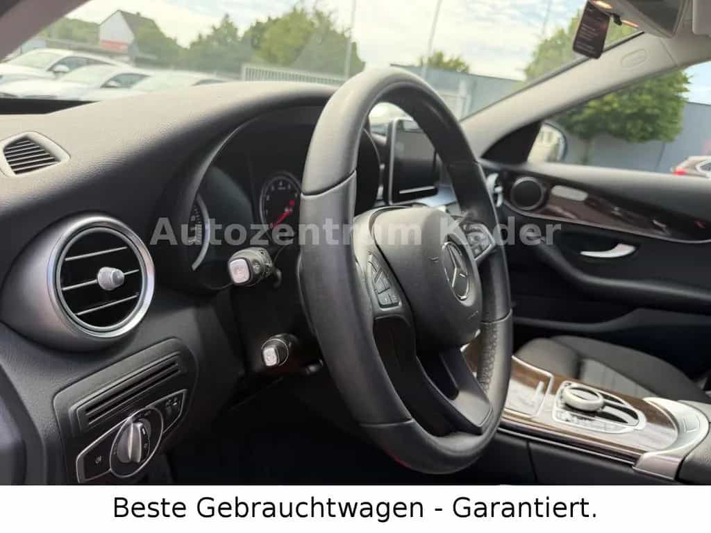 Mercedes-Benz C 180 CGI T*1.Hand*AHK*Navi*Tempomat*SitzHeizung 06/2017-photo-9