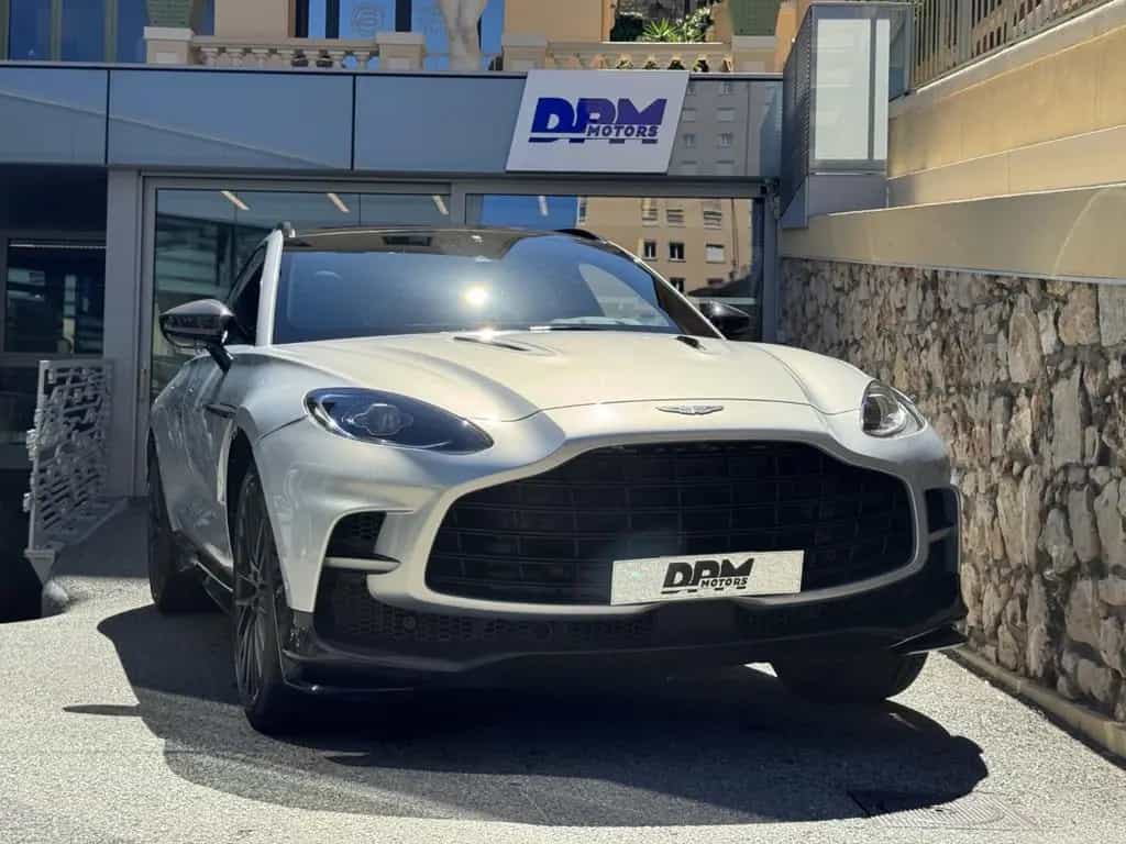 Aston Martin DBX 4.0 V8 DBX707 01/2023-photo-0