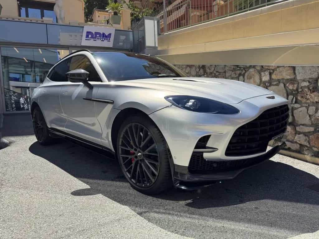 Aston Martin DBX 4.0 V8 DBX707 01/2023-photo-1