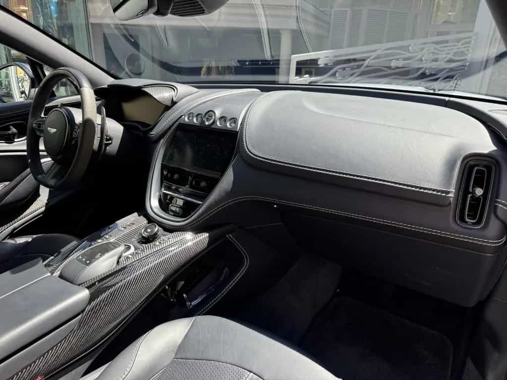 Aston Martin DBX 4.0 V8 DBX707 01/2023-photo-19