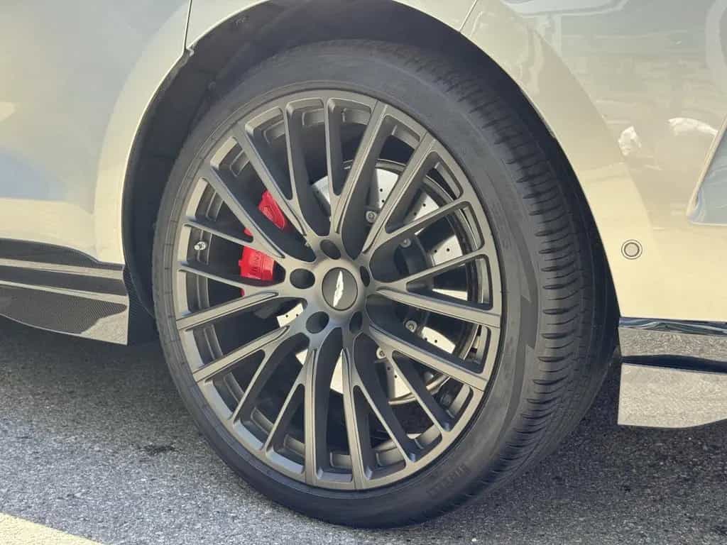 Aston Martin DBX 4.0 V8 DBX707 01/2023-photo-23