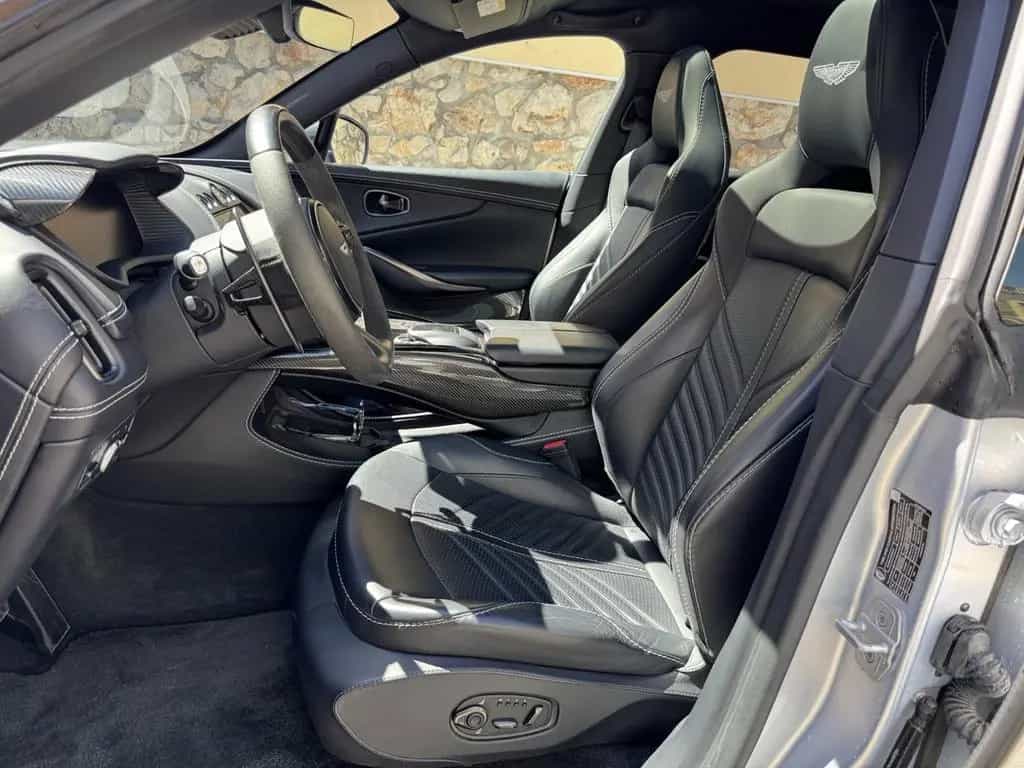 Aston Martin DBX 4.0 V8 DBX707 01/2023-photo-8