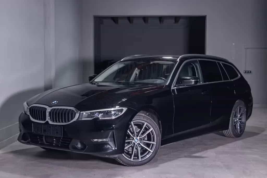 BMW 320 d Touring xDrive Sport Line HUD/Laser/Standhz 08/2020-photo-4