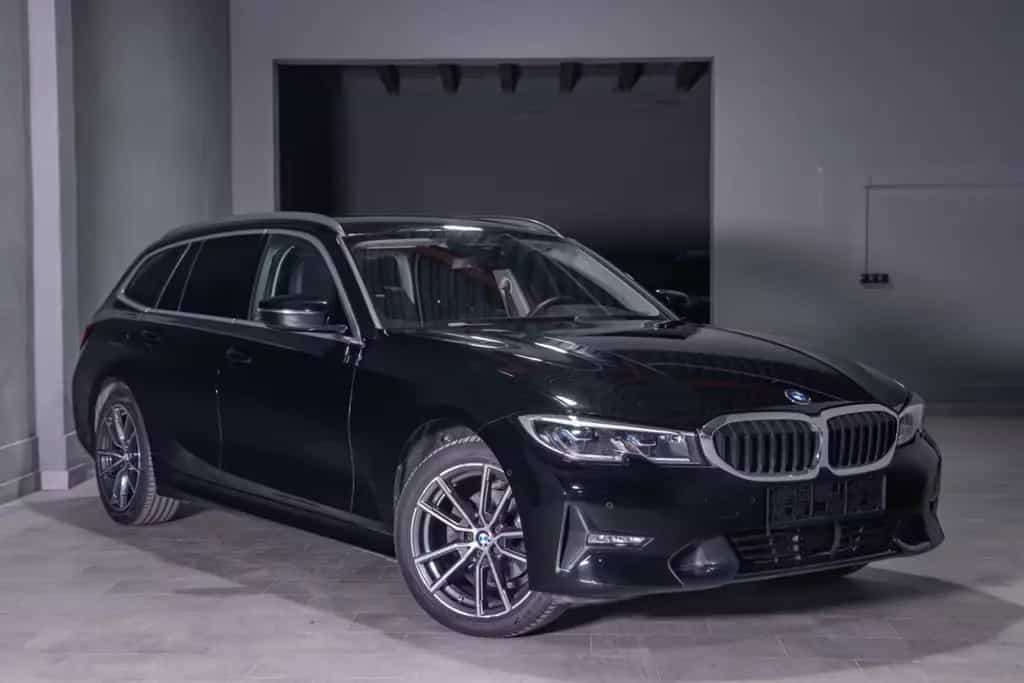 BMW 320 d Touring xDrive Sport Line HUD/Laser/Standhz 08/2020-photo-5