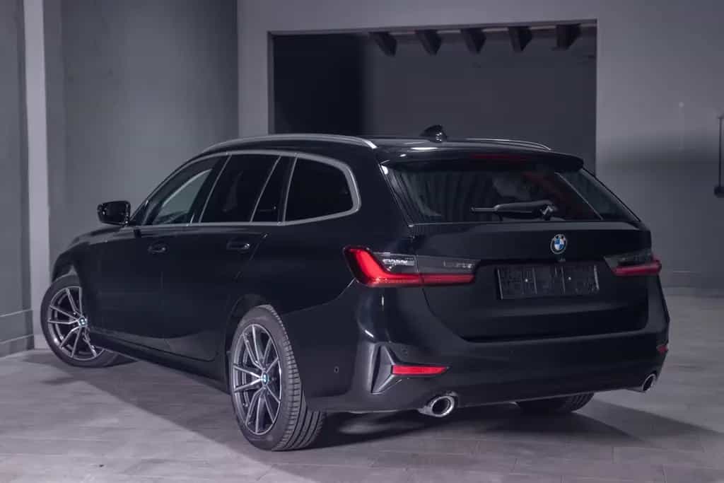 BMW 320 d Touring xDrive Sport Line HUD/Laser/Standhz 08/2020-photo-7