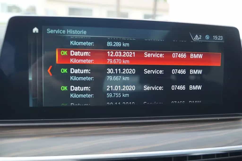 BMW 530 d xDrive touring Luxury Line Pano*AHK*Harman 07/2018-photo-28