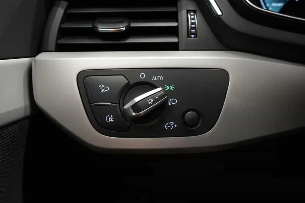 Audi A4 Avant 35 TDI S-tr. "LED*SITZH*NAVI*VIRTUAL 12/2020-photo-27