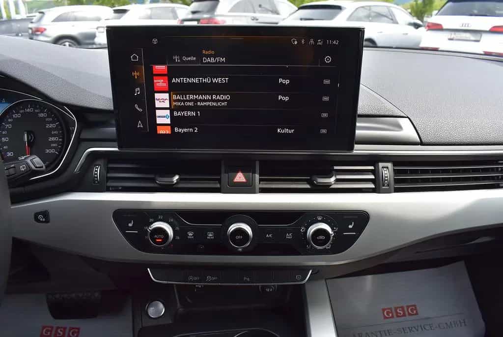 Audi A4 advanced 35 TDI LED+Massage+SpoSi+Kamera+ACC 02/2023-photo-16