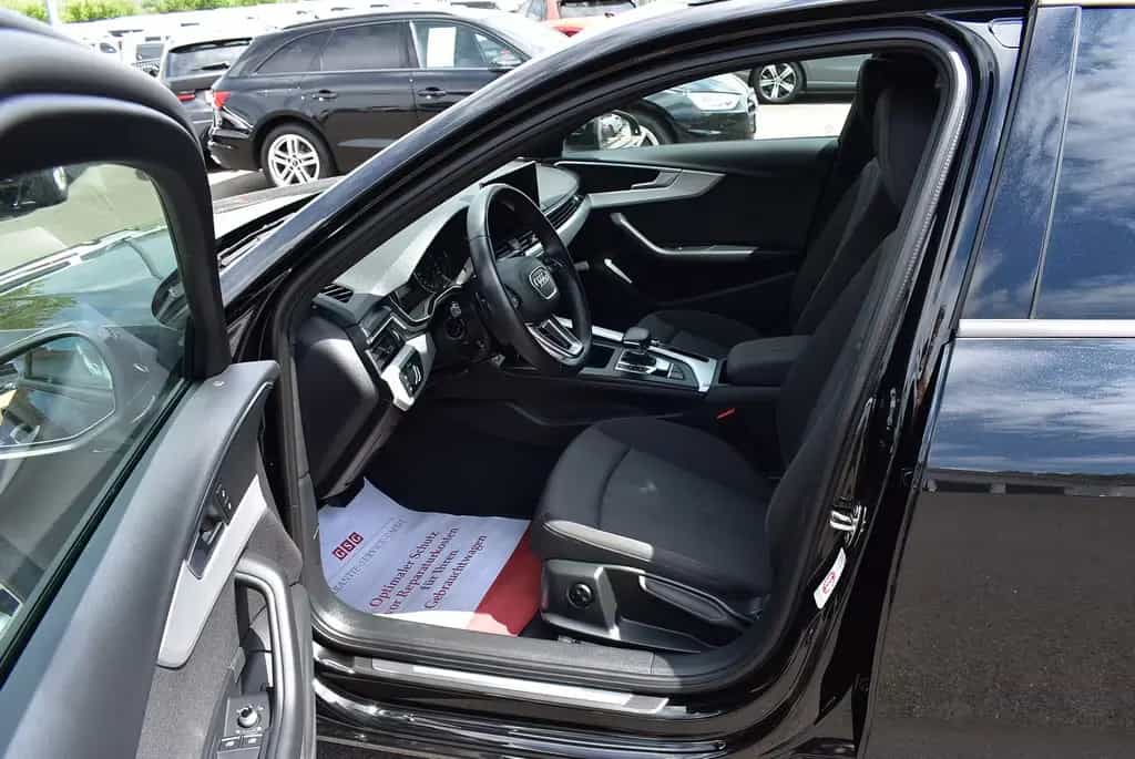 Audi A4 Avant 35 TDI S-tronic LED+ACC+Navi+Kamera+AHK 01/2024-photo-6