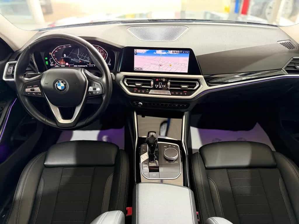 BMW 320 d Sport Line LED AHK VIRTUAL ACC AMBIENTE PDC 04/2021-photo-15