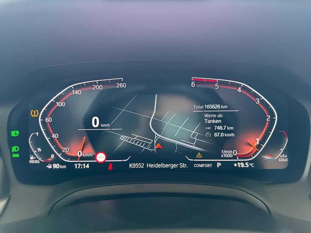 BMW 320 d Sport Line LED AHK VIRTUAL ACC AMBIENTE PDC 04/2021-photo-18