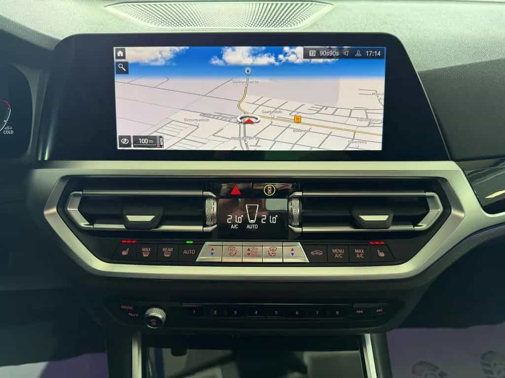 BMW 320 d Sport Line LED AHK VIRTUAL ACC AMBIENTE PDC 04/2021-photo-19