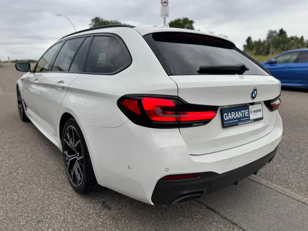 BMW 520 d Touring M Sport Shadow Navi Laser Kamera 1 11/2021-photo-3