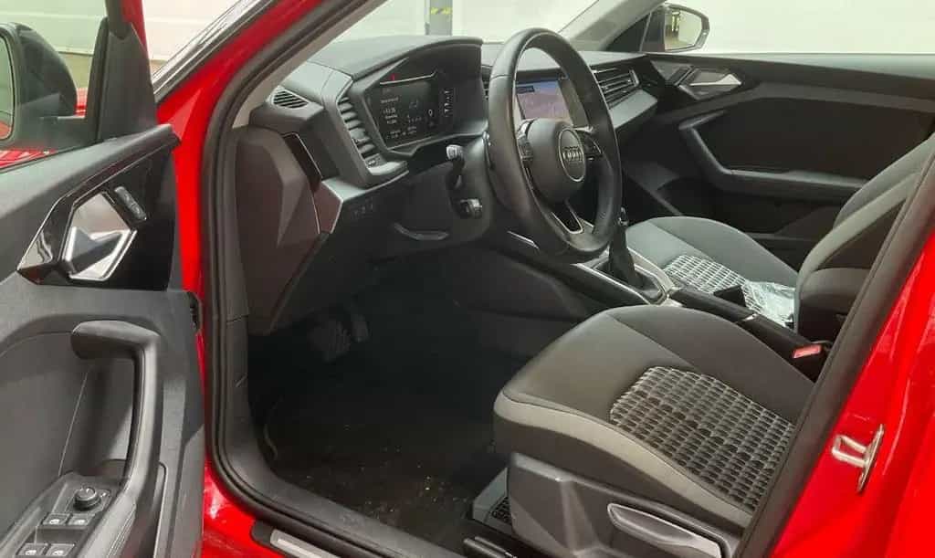 Audi A1 30 TFSI S LINE NAVI ACC BANG & OLUFSEN SITZHZ 11/2018-photo-8