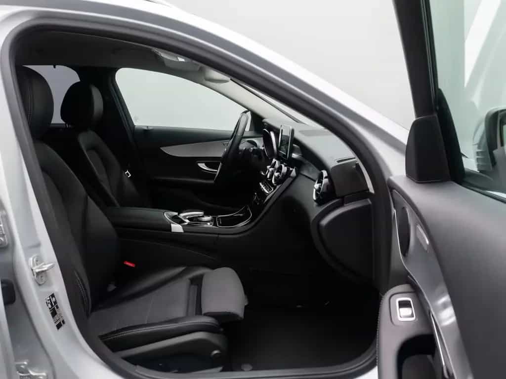 Mercedes-Benz C 250 BlueTec PDC AHK Tempomat HiFi LED Businnes 08/2015-photo-23