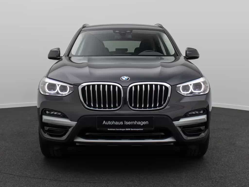 BMW X3 xD20d xLine Kamera DAB Memory AHK Komfort 19" 07/2021-photo-1