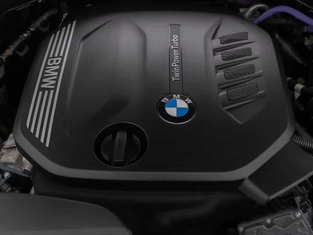 BMW 320 d HUD DAB Laser PDC DrivAssist Komfort Alarm 07/2021-photo-14