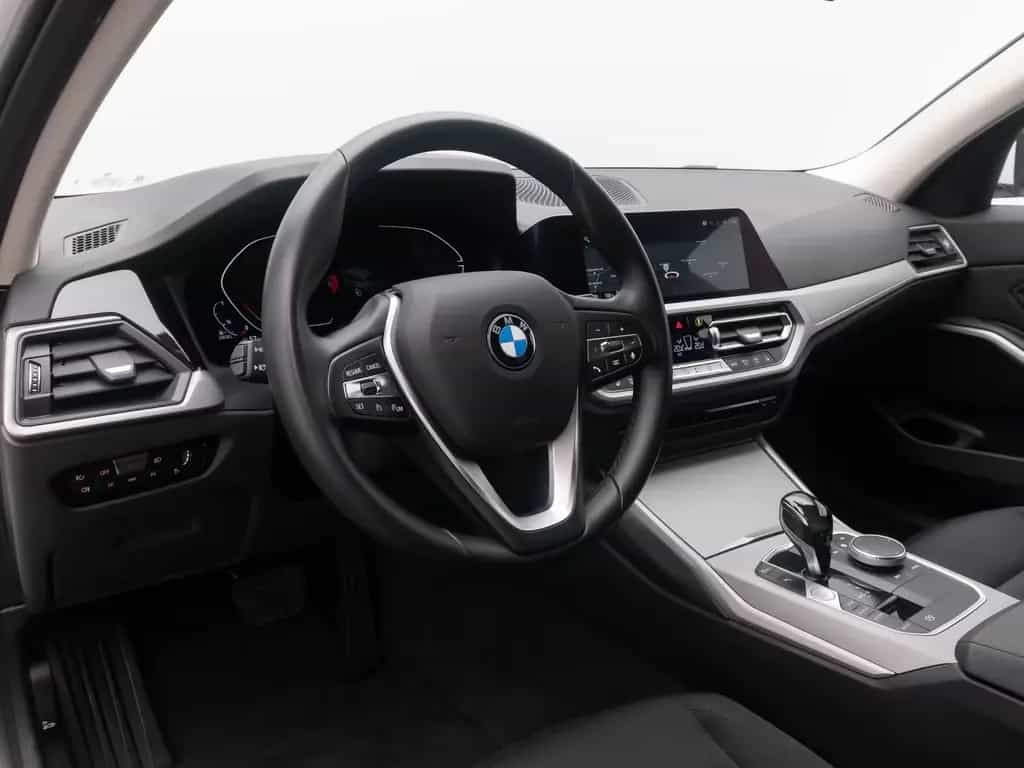 BMW 320 d HUD DAB Laser PDC DrivAssist Komfort Alarm 07/2021-photo-20