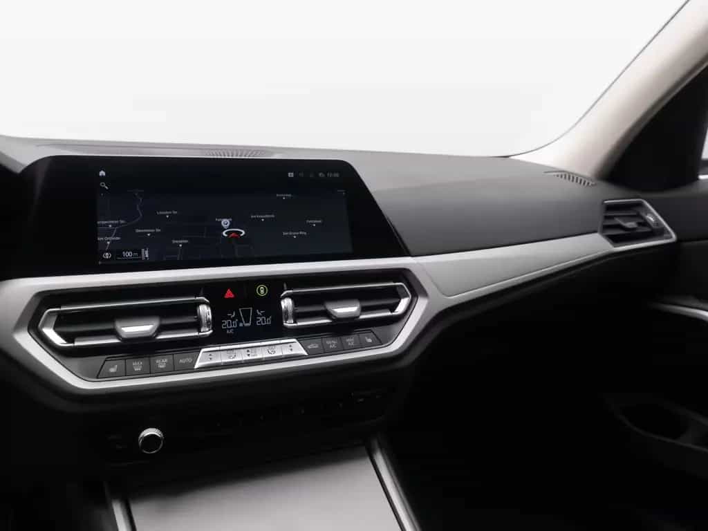 BMW 320 d HUD DAB Laser PDC DrivAssist Komfort Alarm 07/2021-photo-21