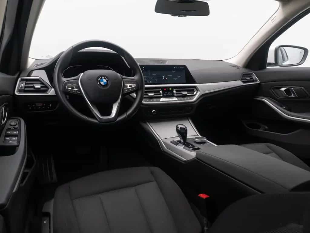 BMW 320 d HUD DAB Laser PDC DrivAssist Komfort Alarm 07/2021-photo-37