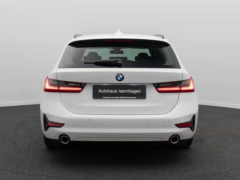 BMW 320 d HUD DAB Laser PDC DrivAssist Komfort Alarm 07/2021-photo-7