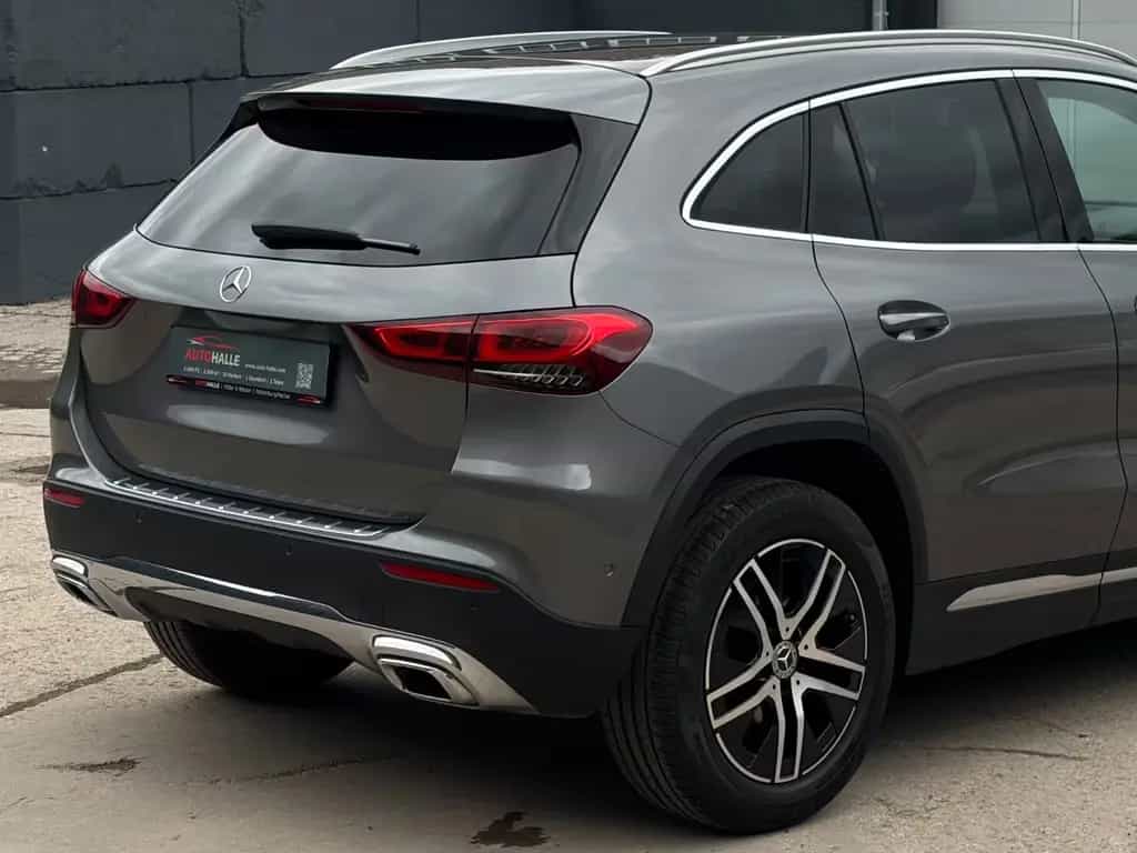 Mercedes-Benz GLA 200 7G-DCT Progressive CarPlay Temp CAM AHK 09/2020-photo-7