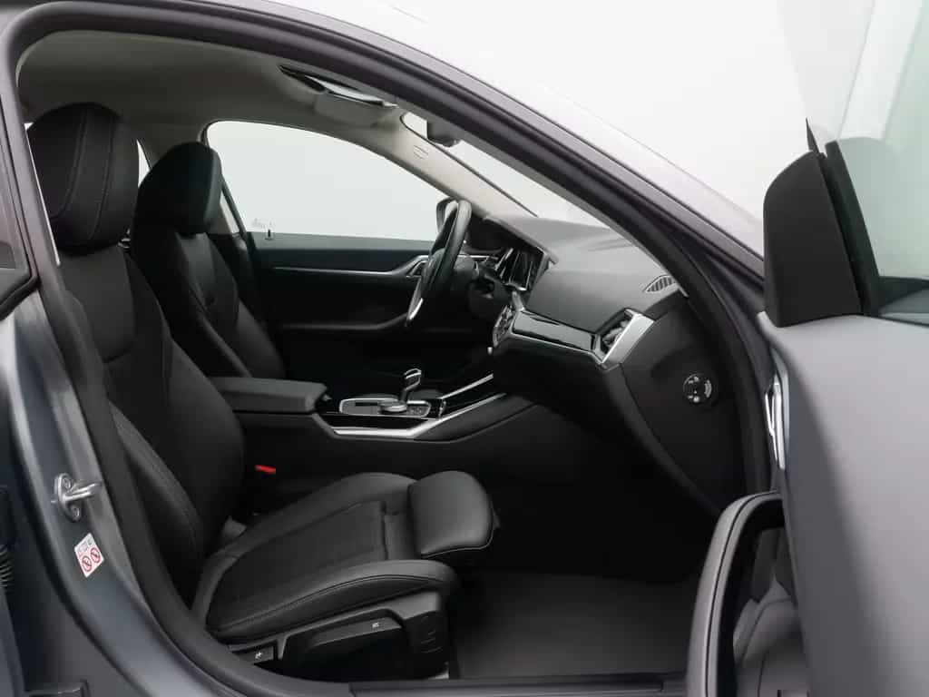 BMW 420 Gran Coupé Alarm Kamera DAB GeschwindigReg 02/2022-photo-23