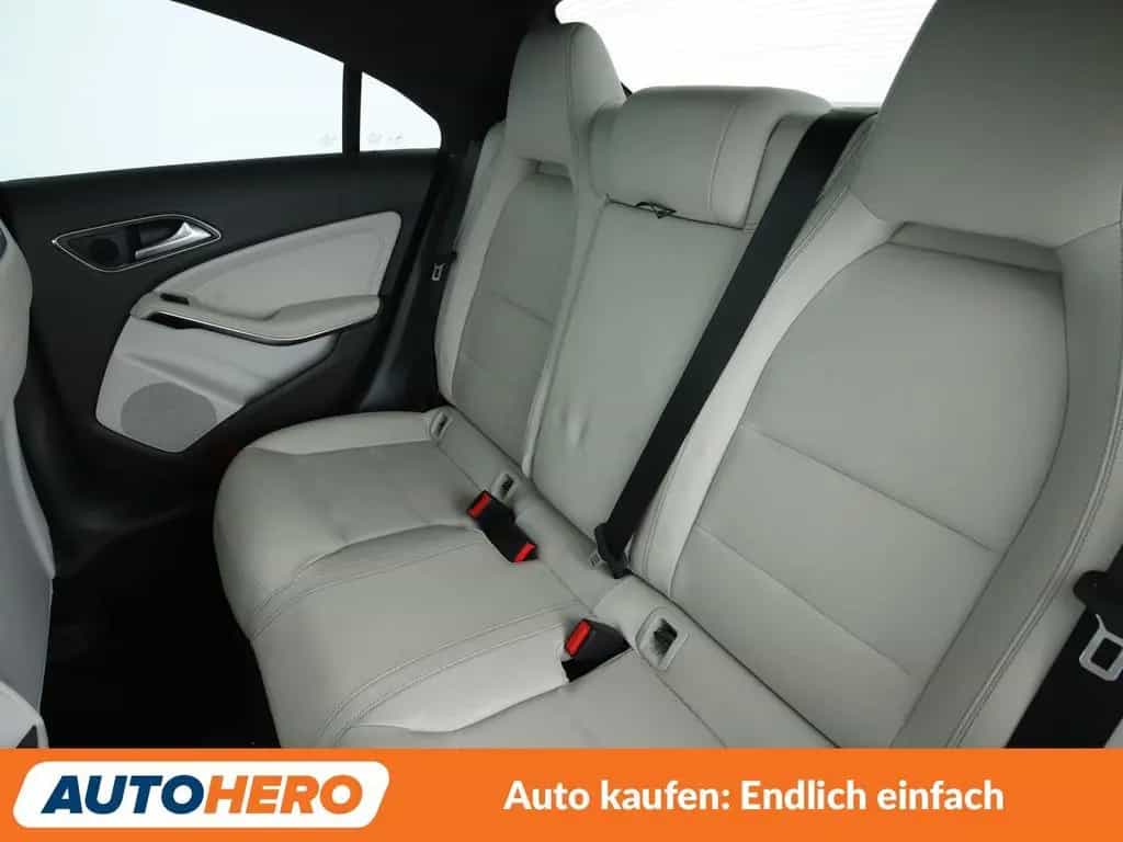 Mercedes-Benz CLA 220 4Matic Urban Aut.*LED*NAVI*ACC*CAM*PDC* 01/2018-photo-13