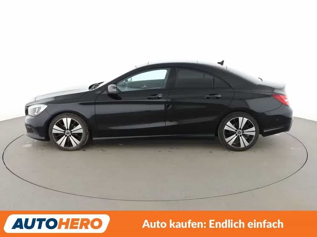 Mercedes-Benz CLA 220 4Matic Urban Aut.*LED*NAVI*ACC*CAM*PDC* 01/2018-photo-2