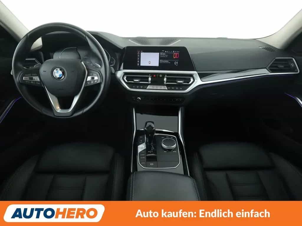 BMW 330 3er 330d xDrive Sport Line Aut.*NAVI*HUD*ACC* 11/2020-photo-11