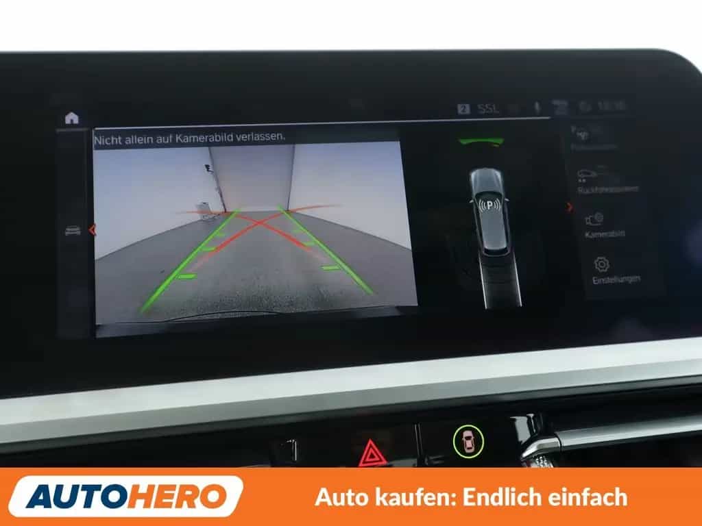 BMW 330 3er 330d xDrive Sport Line Aut.*NAVI*HUD*ACC* 11/2020-photo-24