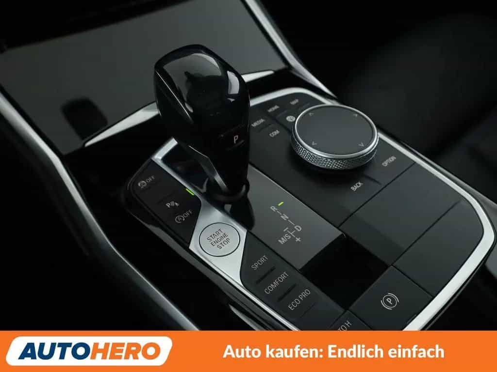 BMW 330 3er 330d xDrive Sport Line Aut.*NAVI*HUD*ACC* 11/2020-photo-27