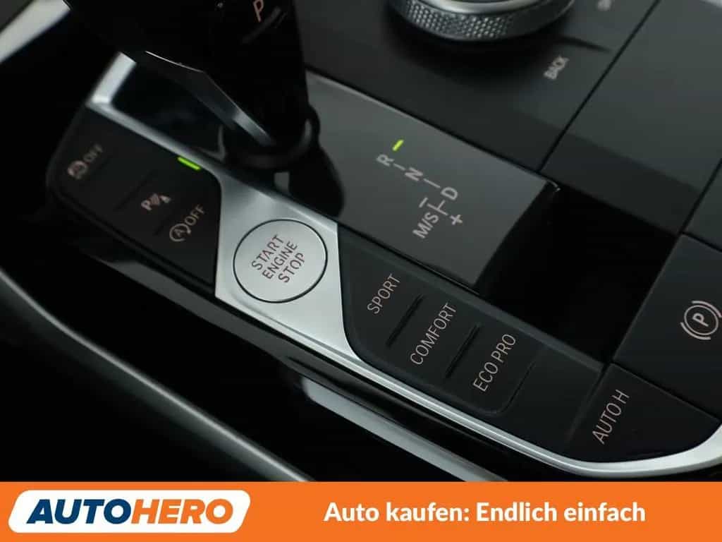 BMW 330 3er 330d xDrive Sport Line Aut.*NAVI*HUD*ACC* 11/2020-photo-28
