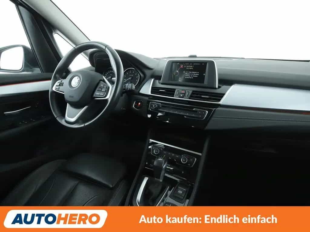 BMW 220 Gran Tourer 220i Gran Tourer Luxury Line Aut.*NAVI*LED*TEMPO 05/2016-photo-12