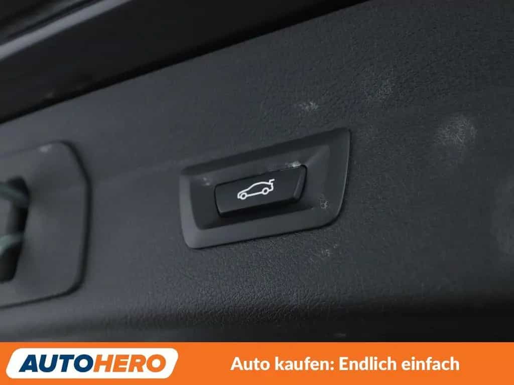 BMW 220 Gran Tourer 220i Gran Tourer Luxury Line Aut.*NAVI*LED*TEMPO 05/2016-photo-33