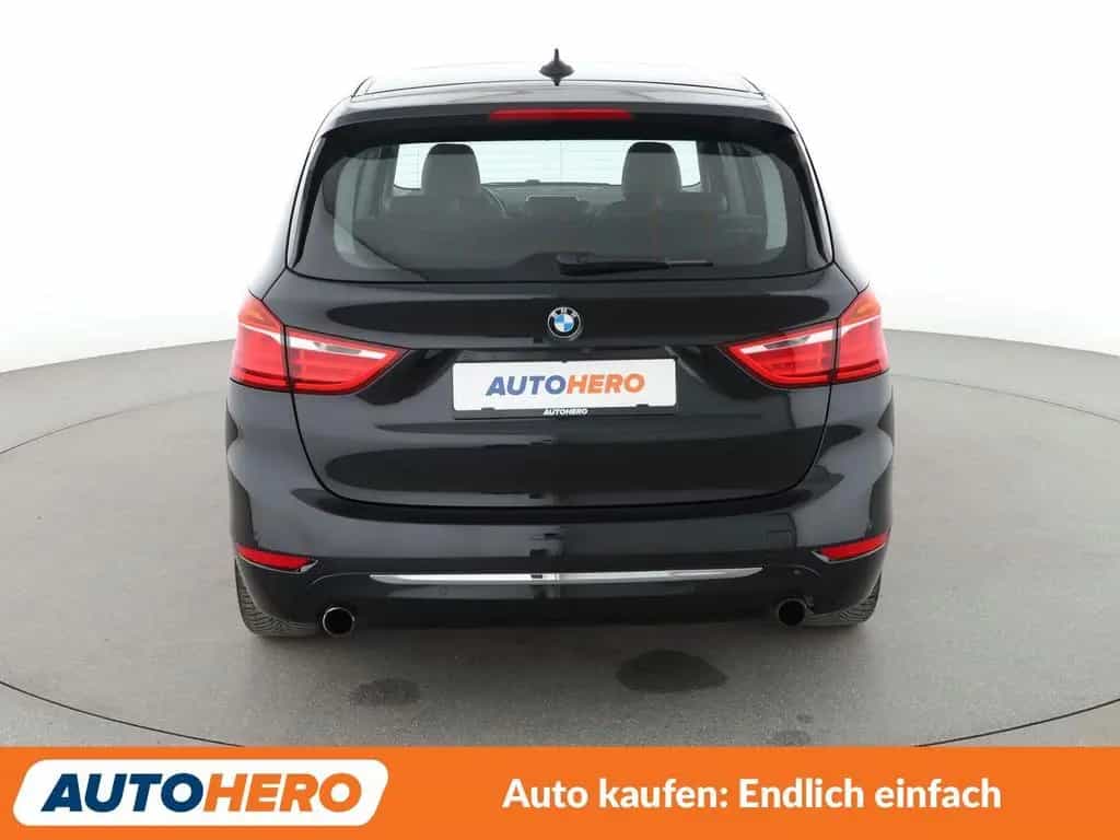 BMW 220 Gran Tourer 220i Gran Tourer Luxury Line Aut.*NAVI*LED*TEMPO 05/2016-photo-4