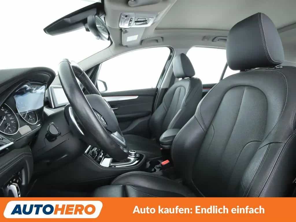 BMW 220 Gran Tourer 220i Gran Tourer Luxury Line Aut.*NAVI*LED*TEMPO 05/2016-photo-9