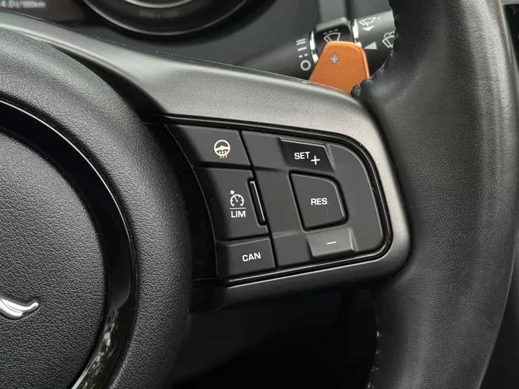 Jaguar F-Type Cabriolet S AWD Bi-Xenon*Kam*PDC*Navi 08/2016-photo-21