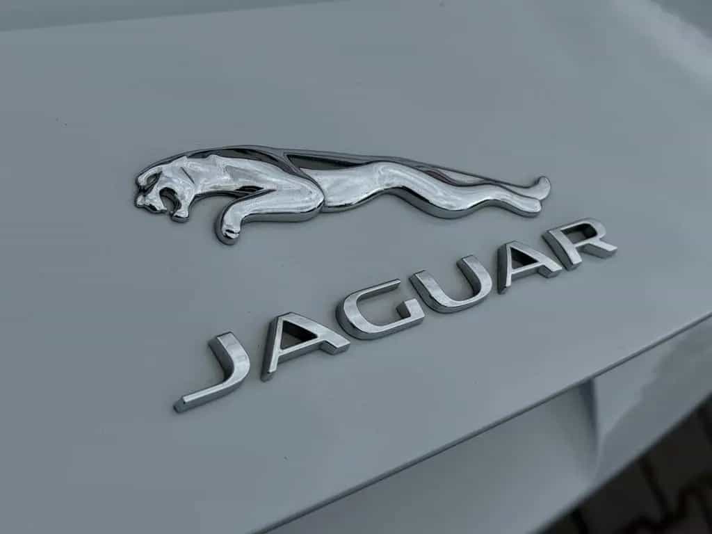 Jaguar F-Type Cabriolet S AWD Bi-Xenon*Kam*PDC*Navi 08/2016-photo-42