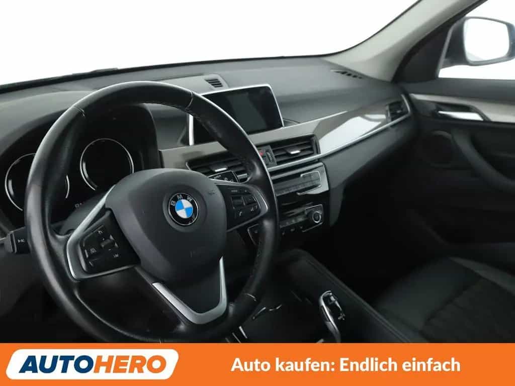 BMW X1 sDrive 18i xLine Aut.*NAVI*LED*PDC*SHZ*TEMPO* 11/2018-photo-10