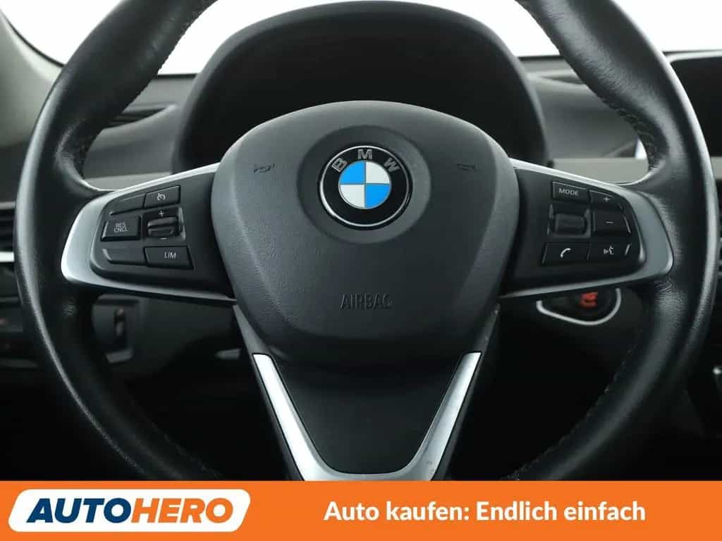 BMW X1 sDrive 18i xLine Aut.*NAVI*LED*PDC*SHZ*TEMPO* 11/2018-photo-18