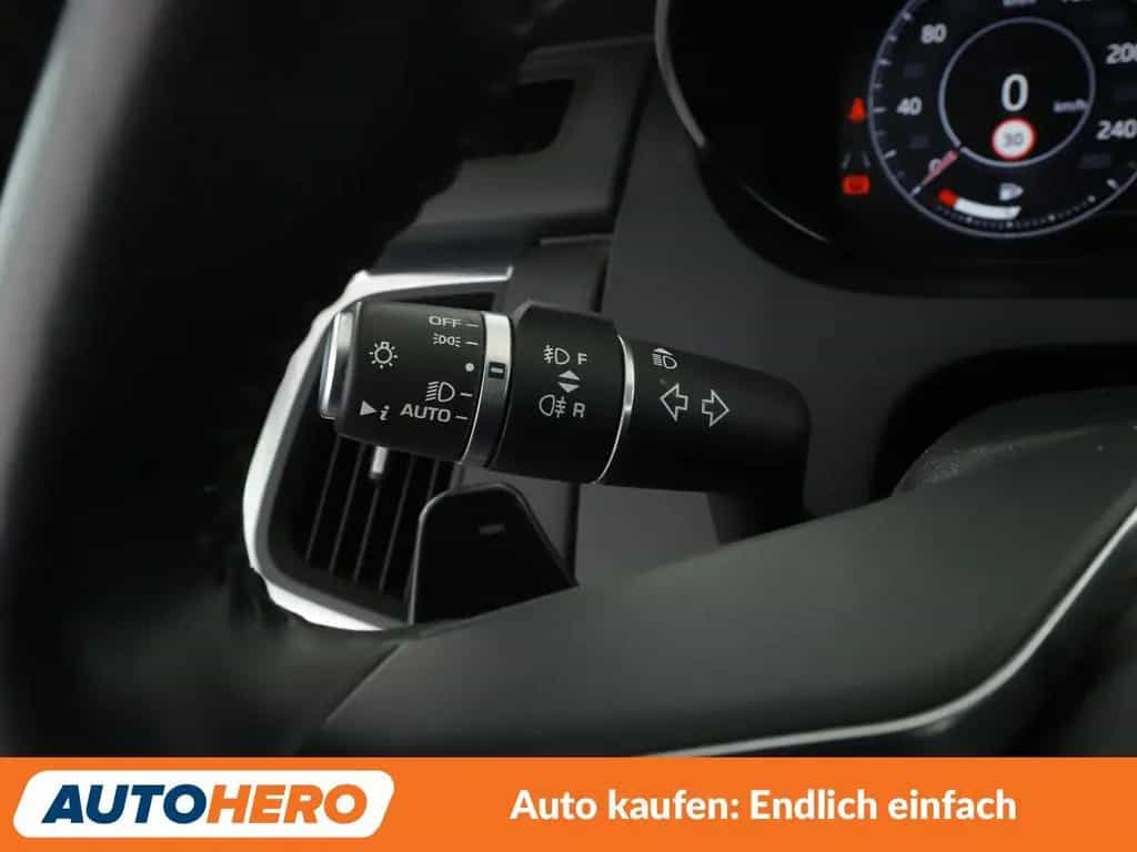 Jaguar E-Pace P200 R-Dynamic AWD Aut.*NAVI*CAM*LED* 12/2019-photo-29