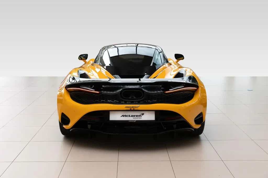 McLaren 750S Coupe - MSO Volcano Yellow - Carbon Louvres null-photo-5