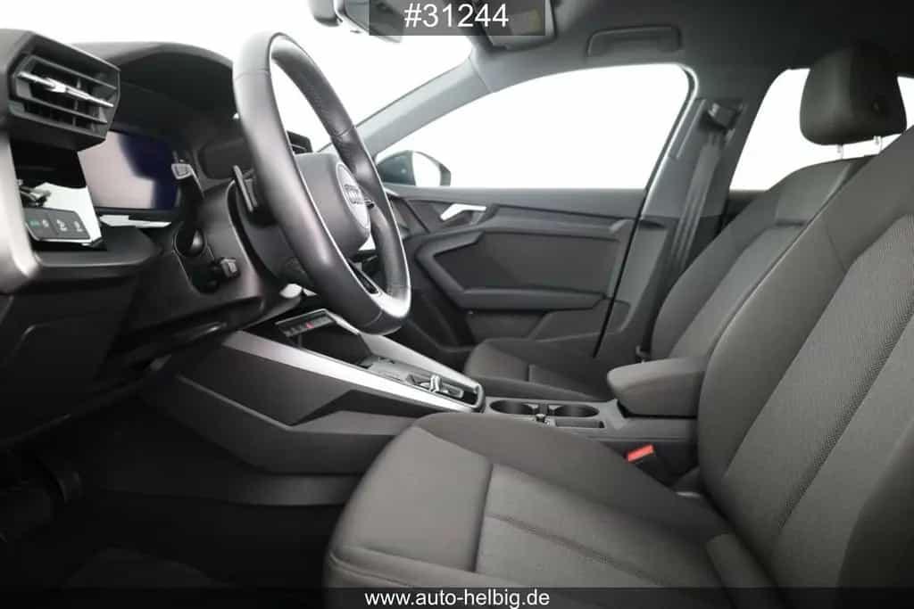 Audi A3 Limousine 35 TFSI advanced #Black#AHK#17Z#LED 07/2022-photo-11