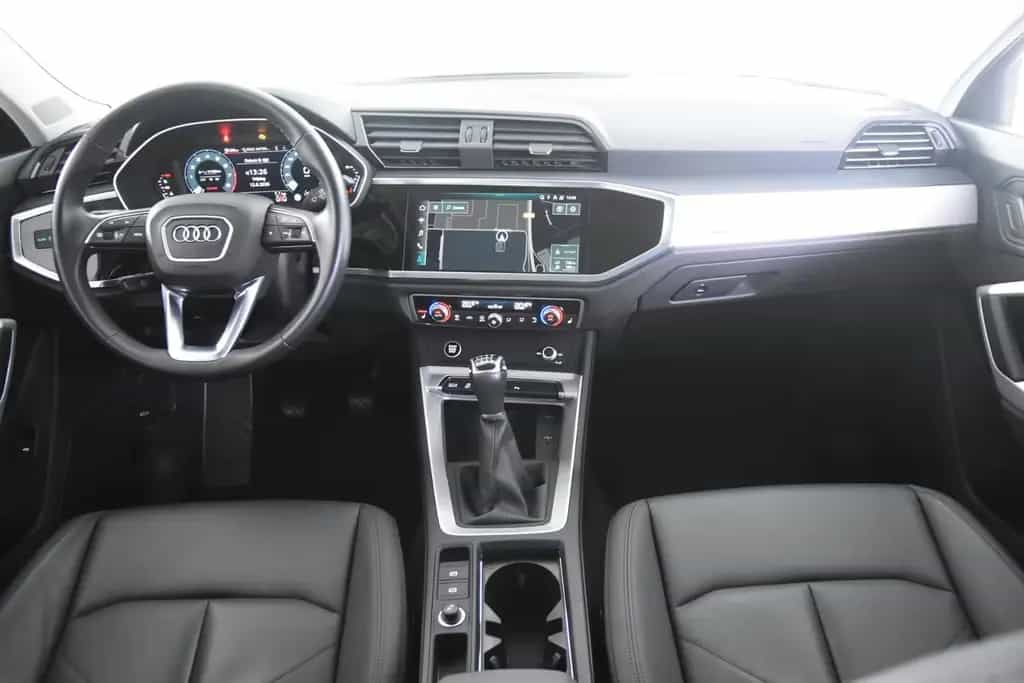 Audi Q3 Sportback 35 TFSi S-Line *1.Hand*Leder*SHZ* 04/2022-photo-1