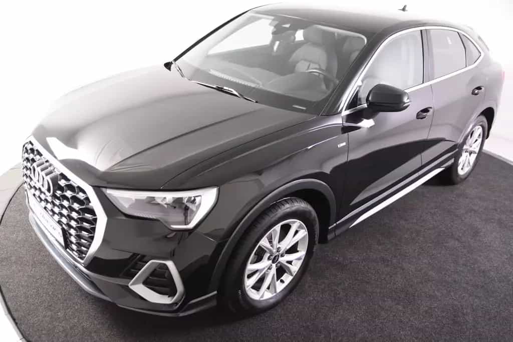 Audi Q3 Sportback 35 TFSi S-Line *1.Hand*Leder*SHZ* 04/2022-photo-3