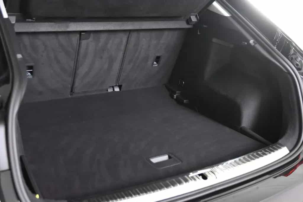 Audi Q3 Sportback 35 TFSi S-Line *1.Hand*Leder*SHZ* 04/2022-photo-33